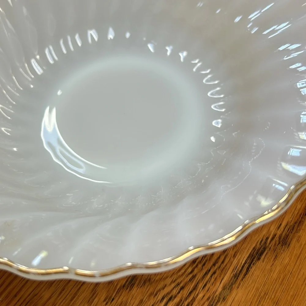 Anchor Hocking white swirl pattern serving bowl with gold trim. Vintage.